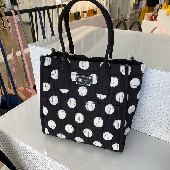 NWT MARC JACOBS Large Polkadot Tote In Black/White